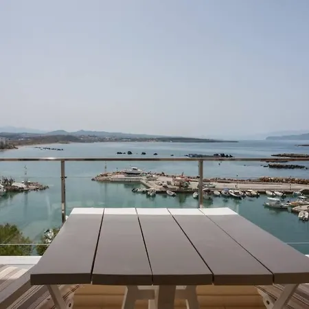 Sea & Town Getaway *