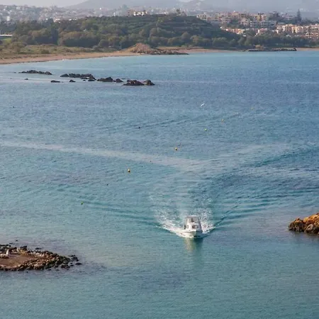 Sea & Town Getaway * Chania (Crete)