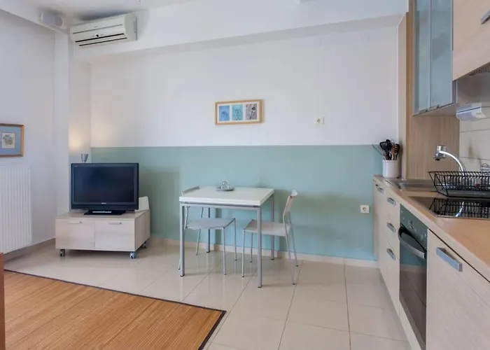 Sea & Town Getaway 하니아